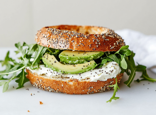 Everything Bagel Roomkaas Sandwich - recept van The Spice Club