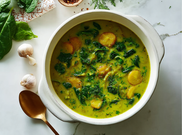 Gouden Soep met Aardappels en Groenten - recept van The Spice Club